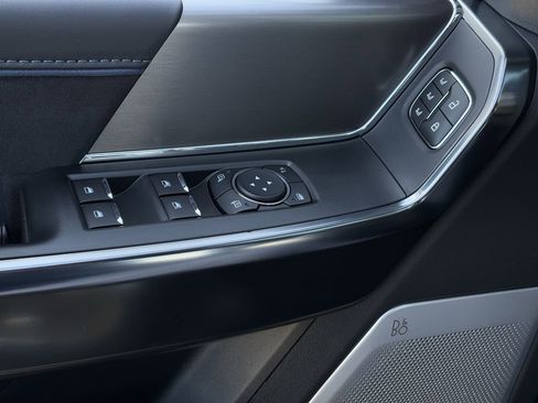 New 2025 Ford F150 Platinum w/ Equipment Group 702A High image 59