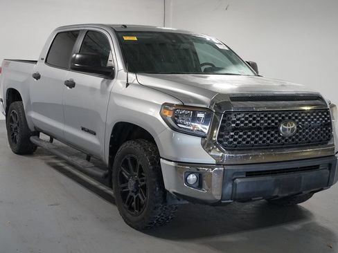 Used 2019 Toyota Tundra SR5 w/ SR5 Upgrade Package RWD image 3