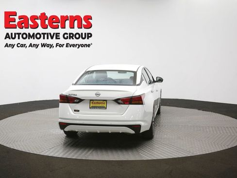 Used 2025 Nissan Altima 2.5 SV image 37