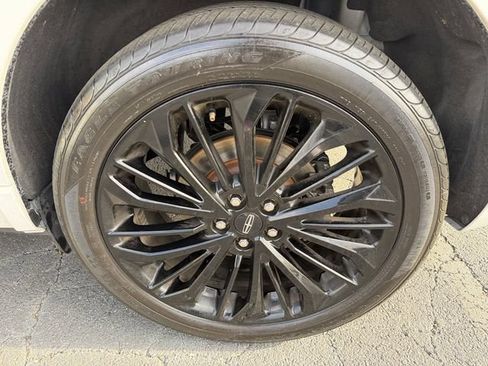 Used 2023 Lincoln Corsair Reserve w/ Jet Appearance Package FWD image 46