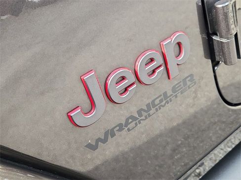 Used 2019 Jeep Wrangler Unlimited Rubicon image 27