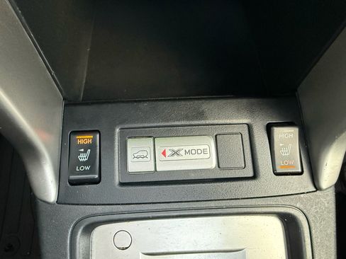 Used 2018 Subaru Forester 2.5i Premium w/ All-Weather Package image 21