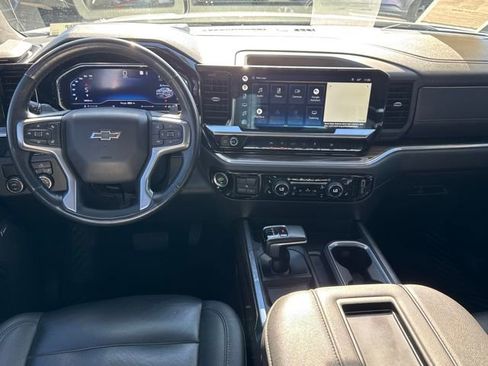 Used 2022 Chevrolet Silverado 1500 RST w/ Convenience Package II image 13