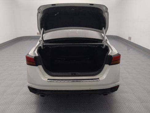 Used 2023 Nissan Altima 2.5 SR w/ SR Premium Package image 29