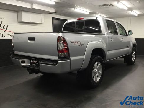 Used 2011 Toyota Tacoma 4x4 Double Cab w/ TRD Sport Pkg image 10