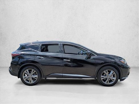 Used 2019 Nissan Murano Platinum image 4