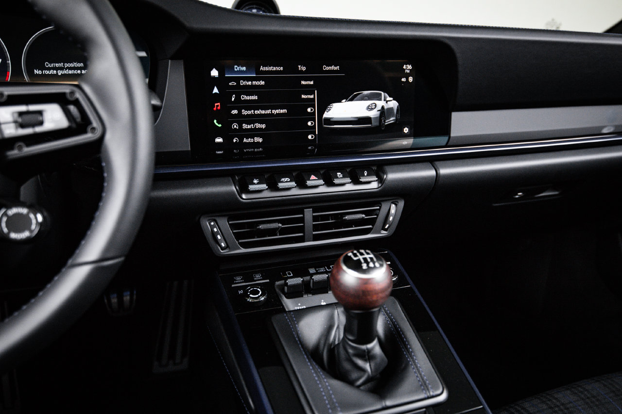 Certified 2026 Porsche 911 Carrera T RWD image 19