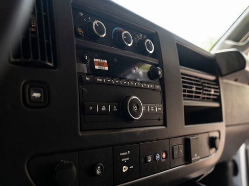 New 2025 Chevrolet Express 2500 Extended image 16