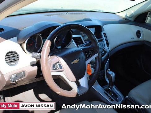 Used 2015 Chevrolet Cruze LT image 16