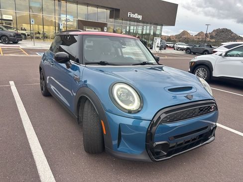 Used 2023 MINI Cooper S image 4