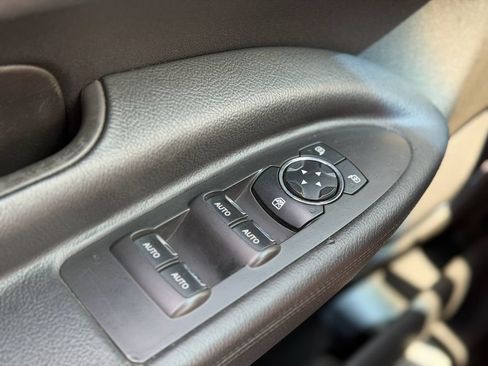 Used 2014 Lincoln MKT AWD w/ Equipment Group 201A image 21