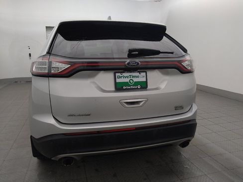 Used 2018 Ford Edge SEL w/ Ford Safe & Smart Package FWD image 6