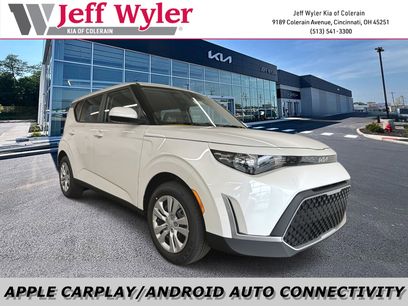 New 2025 Kia Soul LX