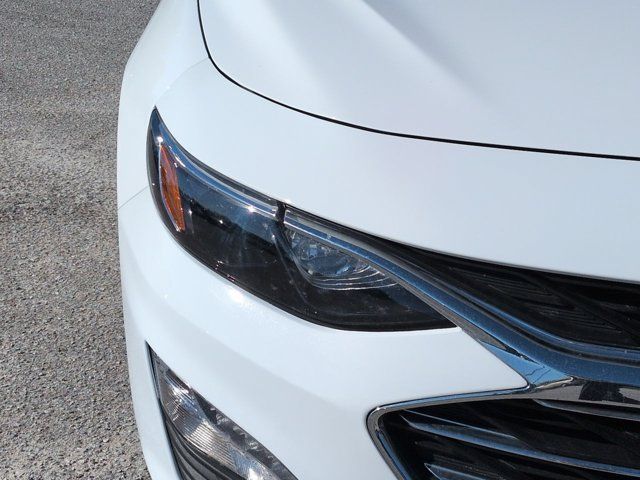 Used 2025 Chevrolet Malibu LT FWD image 9