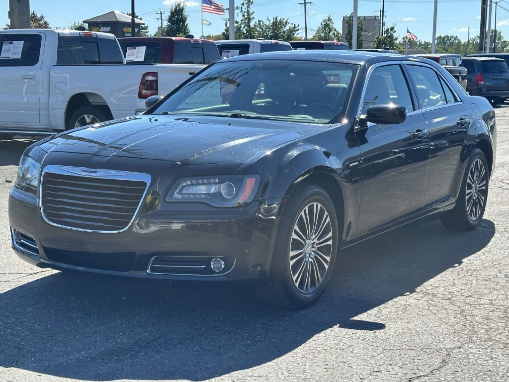 Used 2013 Chrysler 300 S AWD/4WD image 7