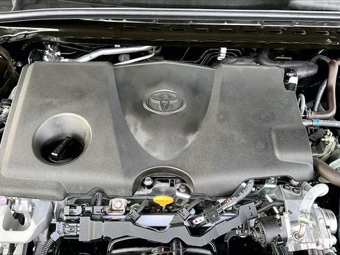 Certified 2023 Toyota Camry SE image 32