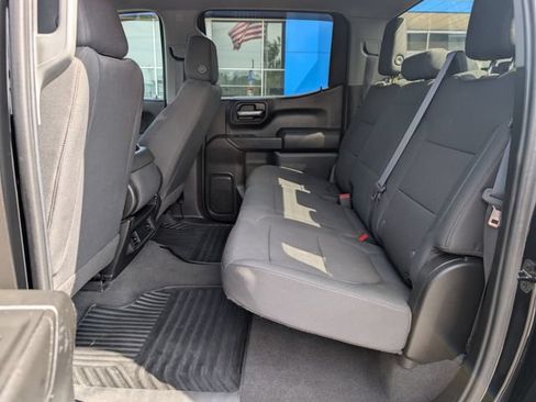 Used 2021 Chevrolet Silverado 1500 Custom Trail Boss AWD/4WD image 15