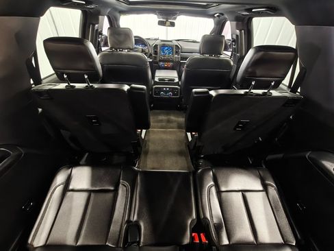 Used 2020 Ford Expedition Max XLT w/ Equipment Group 202A AWD/4WD image 33