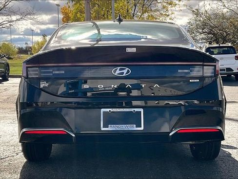 New 2026 Hyundai Sonata SEL image 4