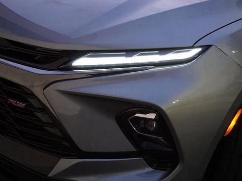 Certified 2025 Chevrolet Blazer RS image 31