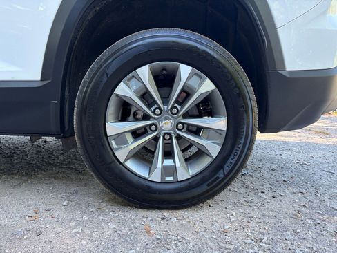 Used 2025 Chevrolet Equinox LT FWD image 31