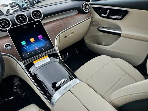 Certified 2026 Mercedes-Benz GLC 300 4MATIC image 31