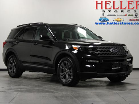 Used 2023 Ford Explorer XLT w/ Equipment Group 202A image 1