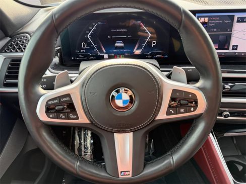 Certified 2024 BMW X6 xDrive40i w/ Premium Package image 12