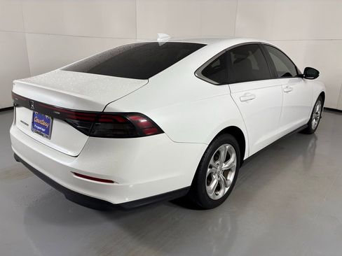 Used 2023 Honda Accord LX image 8