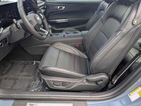 New 2025 Ford Mustang Premium image 11