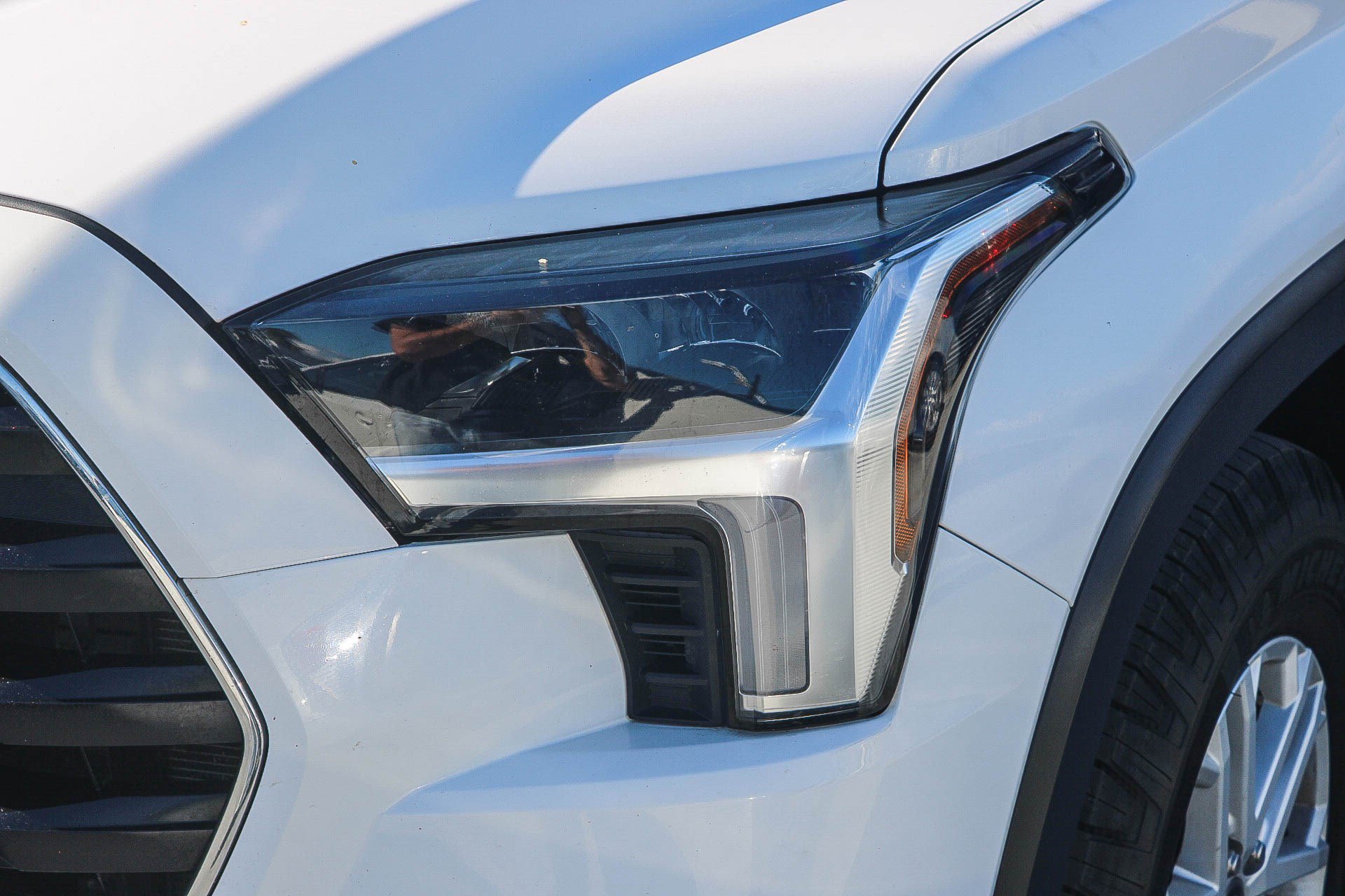 Used 2025 Toyota Sequoia SR5 AWD/4WD image 7