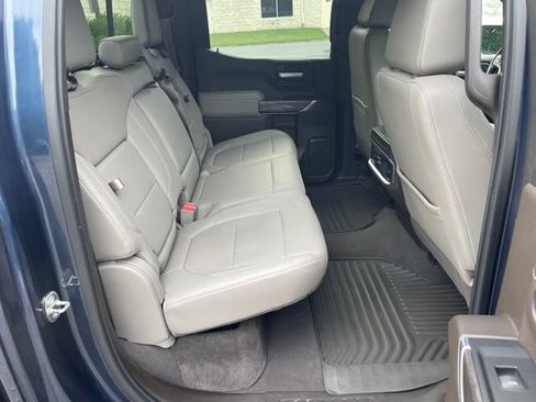 Used 2022 Chevrolet Silverado 1500 LTZ w/ LTZ Premium Package AWD/4WD image 14