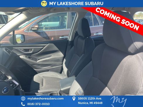 Used 2021 Subaru Forester AWD/4WD image 9