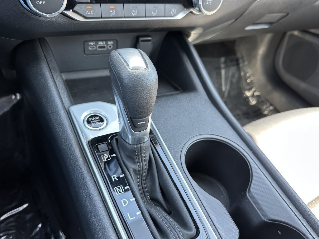 Used 2025 Nissan Altima 2.5 S FWD image 26