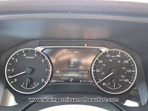 Used 2021 Nissan Rogue SV FWD image 14