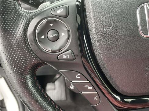 Used 2023 Honda Ridgeline Black Edition image 17