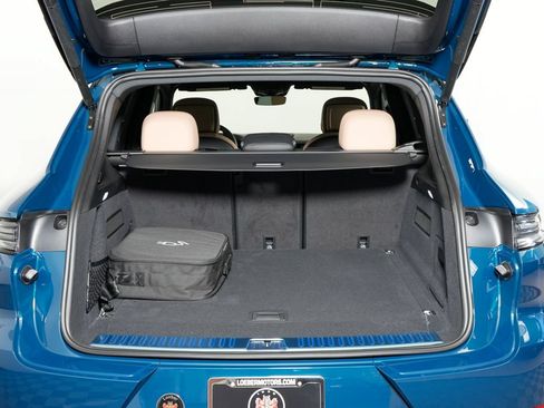 Certified 2026 Porsche Cayenne E-Hybrid AWD/4WD image 14