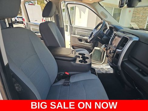 Used 2022 RAM 1500 Classic SLT w/ Electronics Group AWD/4WD image 10