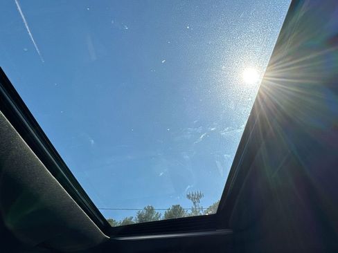 Used 2024 GMC Sierra 1500 AT4 w/ Technology Package image 20