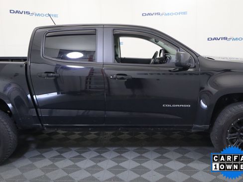 Used 2022 Chevrolet Colorado W/T w/ Custom Special Edition RWD image 10