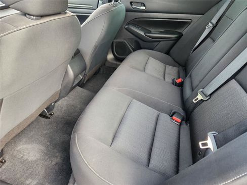 Used 2022 Nissan Altima 2.5 S FWD image 20