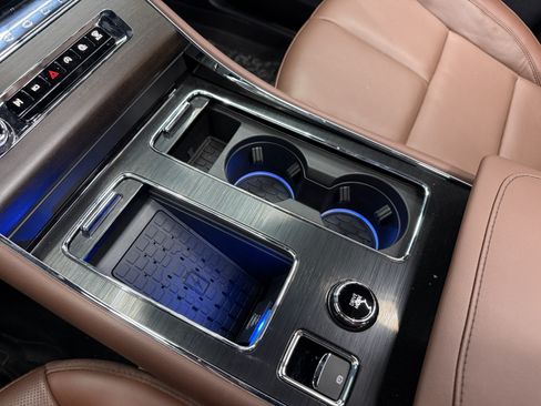 Used 2026 Lincoln Aviator Reserve w/ Jet Appearance Package AWD/4WD image 19
