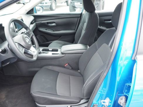 Used 2023 Nissan Sentra SV FWD image 14