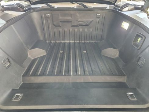 Used 2025 GMC Hummer EV 3X w/ LPO, Sport Package image 31