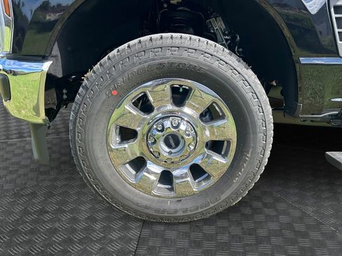 New 2026 Ford F350 King Ranch w/ Chrome Package image 17