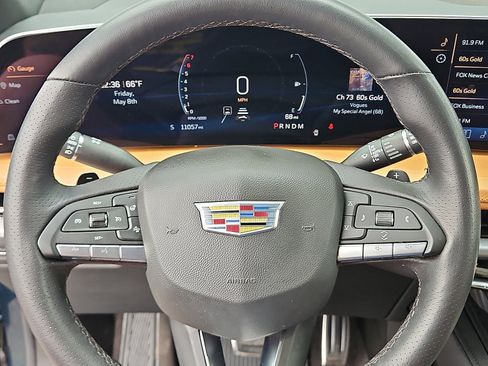 Certified 2025 Cadillac XT4 Sport FWD image 11