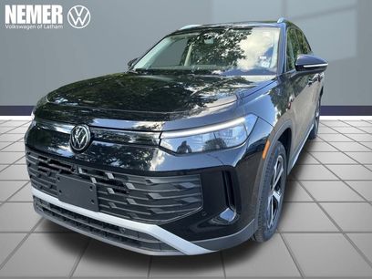 New 2025 Volkswagen Tiguan SE