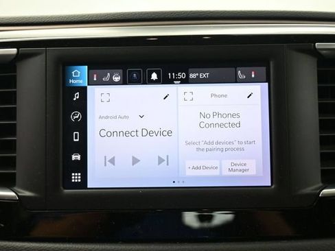 Used 2024 Chrysler Voyager LX FWD image 18