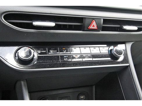 Used 2021 Hyundai Sonata SE image 25