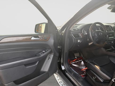 Used 2015 Mercedes-Benz ML 350 4MATIC w/ Premium 1 Package image 11